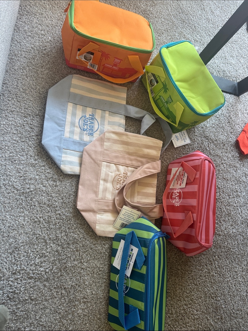 Trader Joe’s Mini Tote Collection 6 Bags New With Tags (NWT) Canvas & Insulated